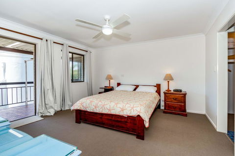 Spacious Unit Overlooking Moreton Bay - Boyd St, Woorim - Accommodation Bookings 4