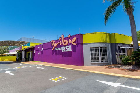 First Floor Unit Close To Shops, Park And Waterfront! - Accommodation Bookings 1