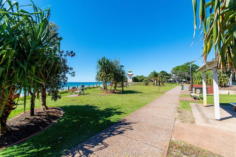 LISTEN TO THE SURF From Rickman Pde, Woorim - Accommodation Bookings 7