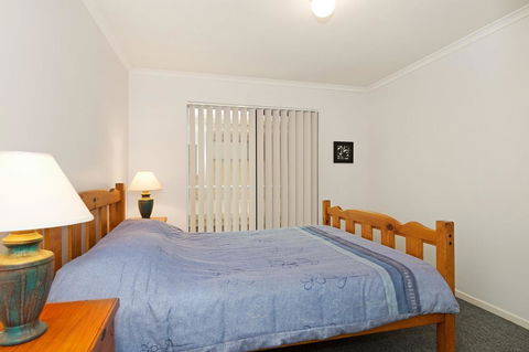 LISTEN TO THE SURF From Rickman Pde, Woorim - Accommodation Bookings 6