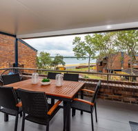 Spacious Family unit with Incredible views.