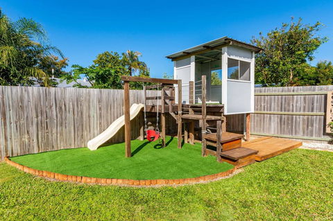 Fabulous Family Destination In Paradise Parade, Bongaree - Accommodation Bookings 11