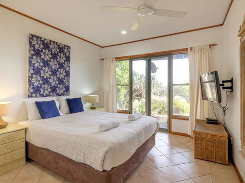Claytons 1 By Discover Stradbroke - Accommodation Bookings 4