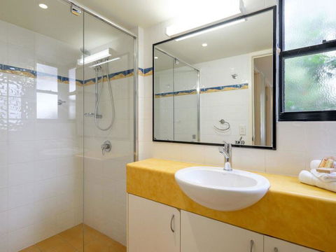 Mooloomba Five - Accommodation Bookings 2
