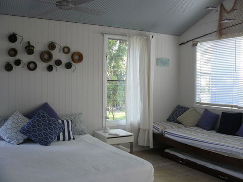 Sea Shanties - Accommodation Bookings 7