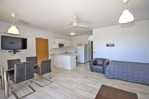 Anchorage On Straddie - Accommodation Bookings 25