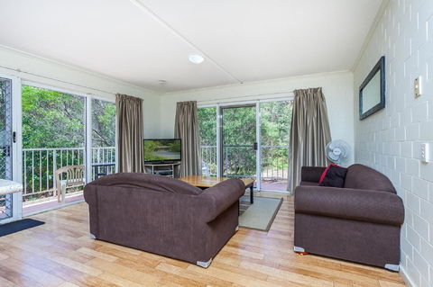 The Islander - Accommodation Bookings 17