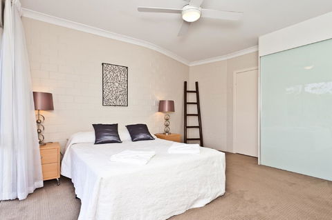 The Islander - Accommodation Bookings 39