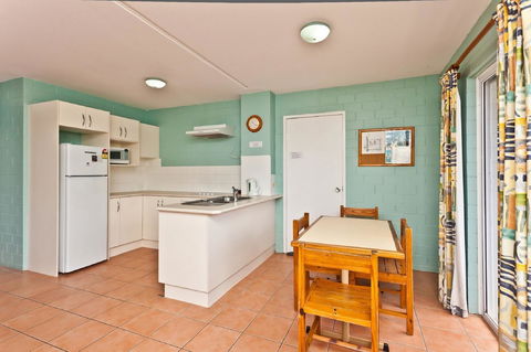 The Islander - Accommodation Bookings 24