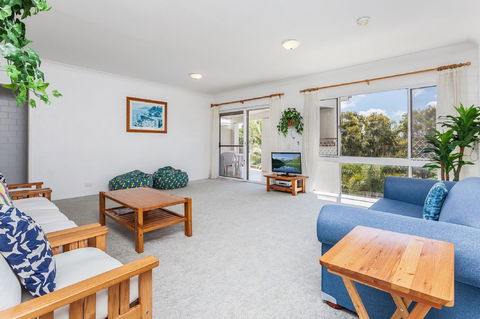 The Islander - Accommodation Bookings 27