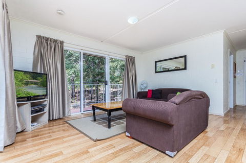 The Islander - Accommodation Bookings 4