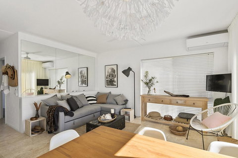 23 At The Islander - Accommodation Bookings 3