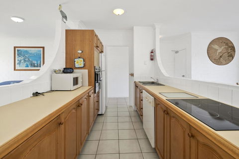 19 The Islander Resort - Accommodation Bookings 1