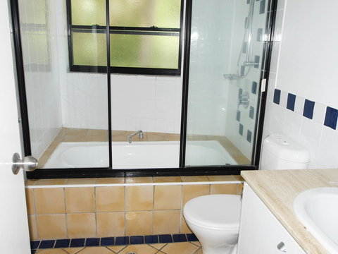 Cylinder Cove 8 - Accommodation Bookings 8