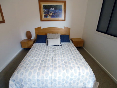 Cylinder Cove 8 - Accommodation Bookings 4