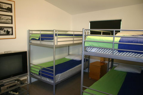 Cylinder Cove 8 - Accommodation Bookings 9