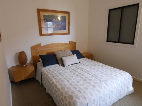 Cylinder Cove 8 - Accommodation Bookings 3