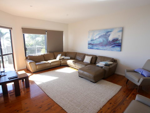 A Tequila Sunrise - Accommodation Bookings 2