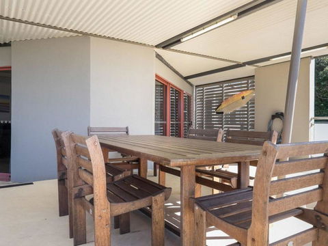 First Point Down By Discover Stradbroke - Accommodation Bookings 15