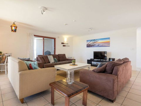 First Point Down By Discover Stradbroke - Accommodation Bookings 5