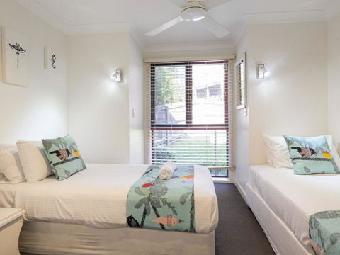 First Point Down By Discover Stradbroke - Accommodation Bookings 4