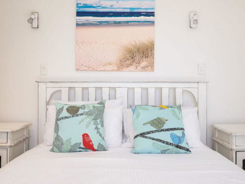 First Point Down By Discover Stradbroke - Accommodation Bookings 8