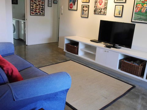 A AAA C-SHACK - Accommodation Bookings 12