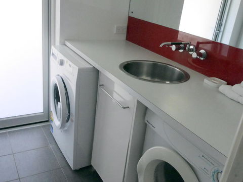 A AAA C-SHACK - Accommodation Bookings 15
