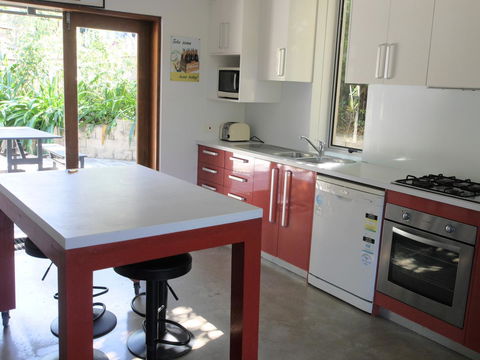 A AAA C-SHACK - Accommodation Bookings 9