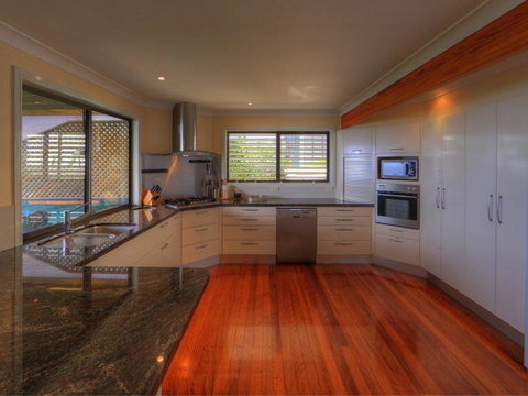 Belle Vue Beach House By Discover Stradbroke - Accommodation Bookings 19