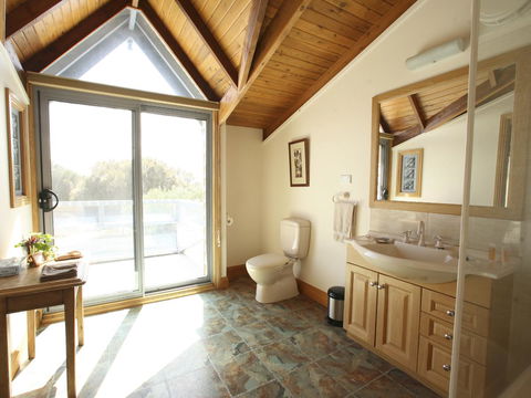 Mountain Seas Lodge - Accommodation Bookings 14