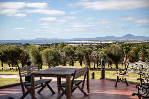 Mountain Seas Lodge - Accommodation Bookings 4