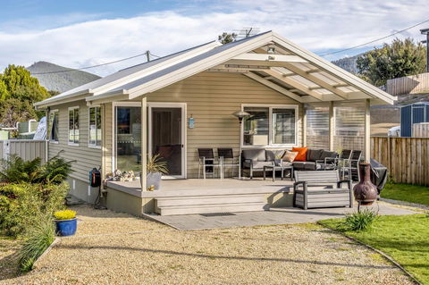 Adventure Bay Holiday Home - Accommodation Bookings 0