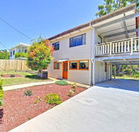 'Beach Break 2' 2/10 Lionel St - downstairs unit with Aircon - Accommodation Bookings