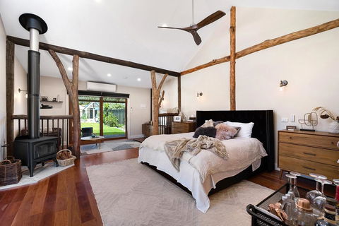 'The Coach House' At Lochiel - Accommodation Bookings 1