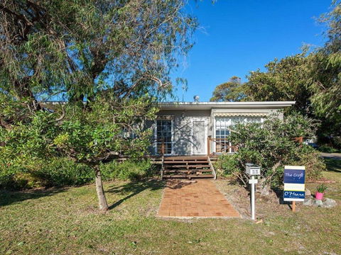 'The Croft' 11 Boulder Bay Rd - Cosy Beach House With Aircon & Only 270m To The Beach - Accommodation Bookings 0