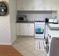 'The Mount' Trendy with City Views - Accommodation Bookings