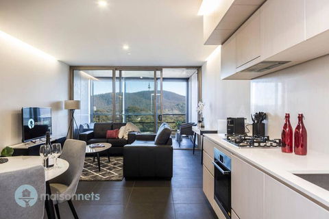 1 Bedroom Apt With Parking Walk To ANU - Accommodation Bookings 1