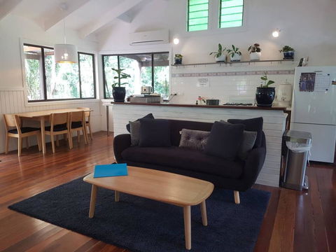 1 Bedroom Home Surrounded By Nature - Accommodation Bookings 1