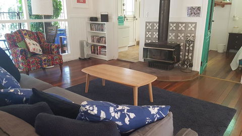 1 Bedroom Home Surrounded By Nature - Accommodation Bookings 3