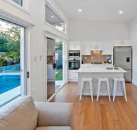 1 Bedroom Sydney Beach Studio - Accommodation Bookings