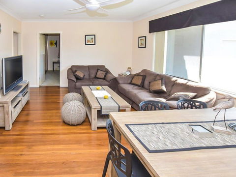 1/33 Wharf Street - Accommodation Bookings 3