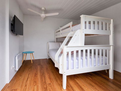 10 OCEAN DRIVE - Accommodation Bookings 3