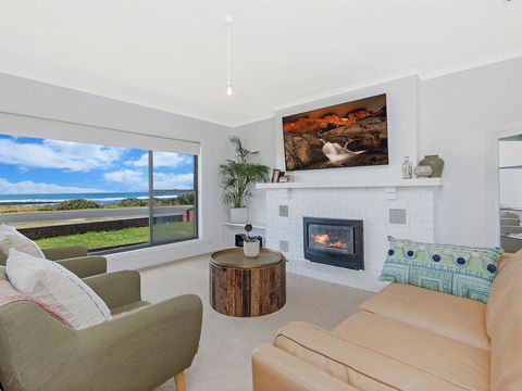 10 OCEAN DRIVE - Accommodation Bookings 0