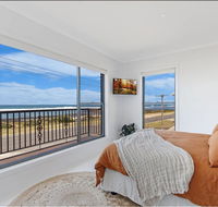 10 OCEAN VILLA - Accommodation Bookings