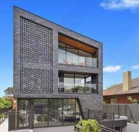 106 Modern Prestige 3-Storey New Establishment - Accommodation Bookings