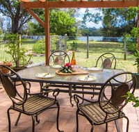 11 Bay Street - waterfront holiday