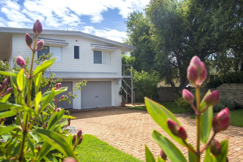 Fishermans Paradise NSW Accommodation Bookings