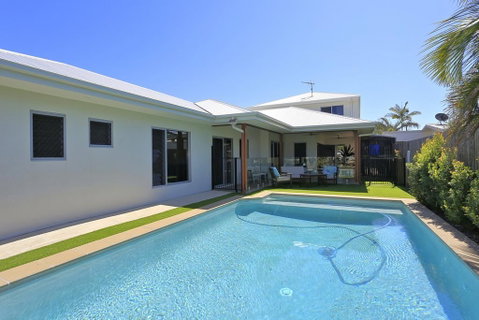 12th Tee BnB - Accommodation Bookings 3
