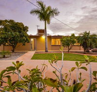 13 Grenadier Street - Shady Haven with a Large Outdoor Entertaining Area - Accommodation Bookings